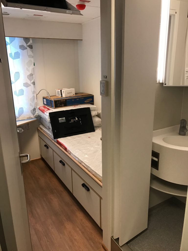 Inredningsinstallation av sovhytt med bemannade montörer från Codex Group