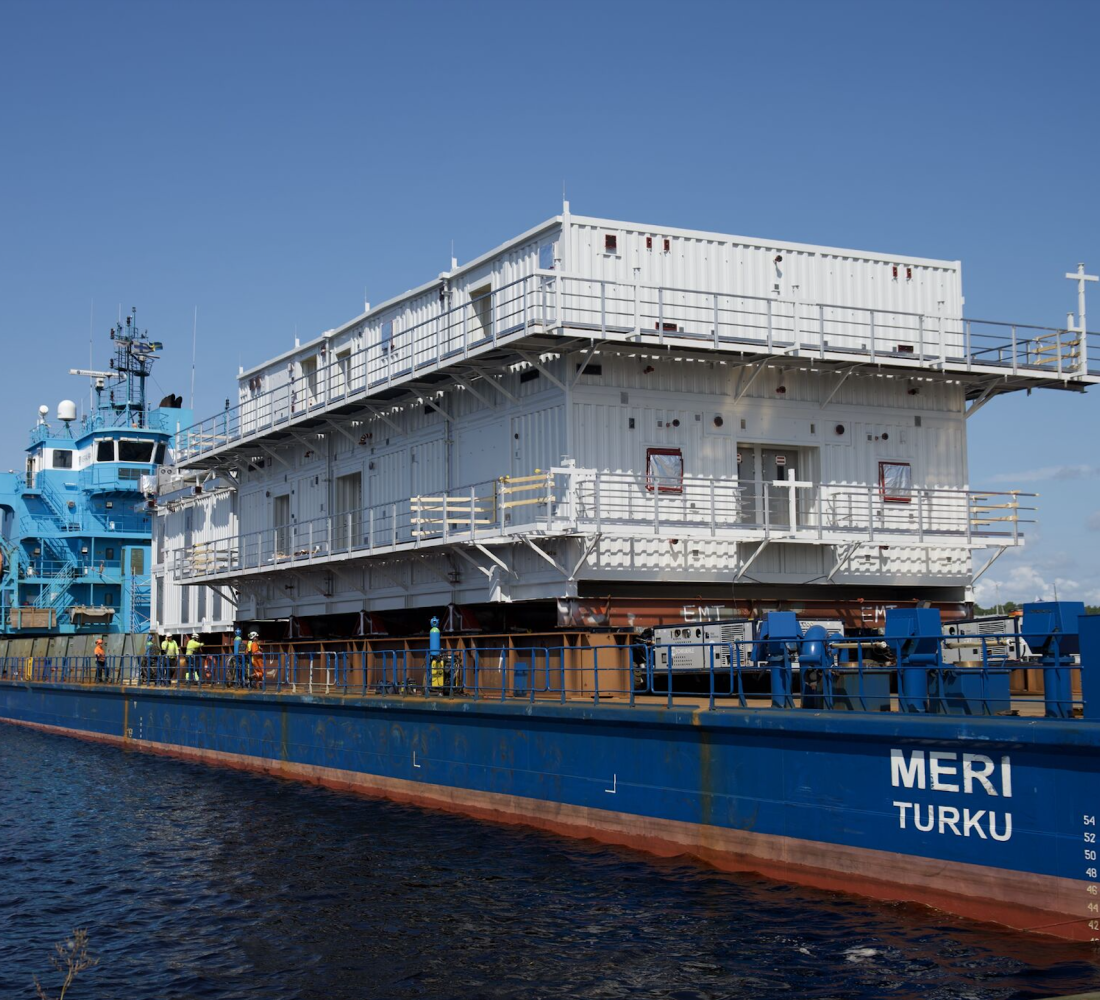 modulbyggnation-offshore-fasadinstallation Installation av fasadsystem och isolering på offshoremodul av Codex Group för Emtunga och Aker Solutions.